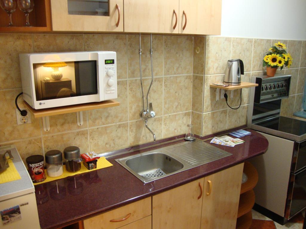Centre Point Apartment Подгорица Номер фото
